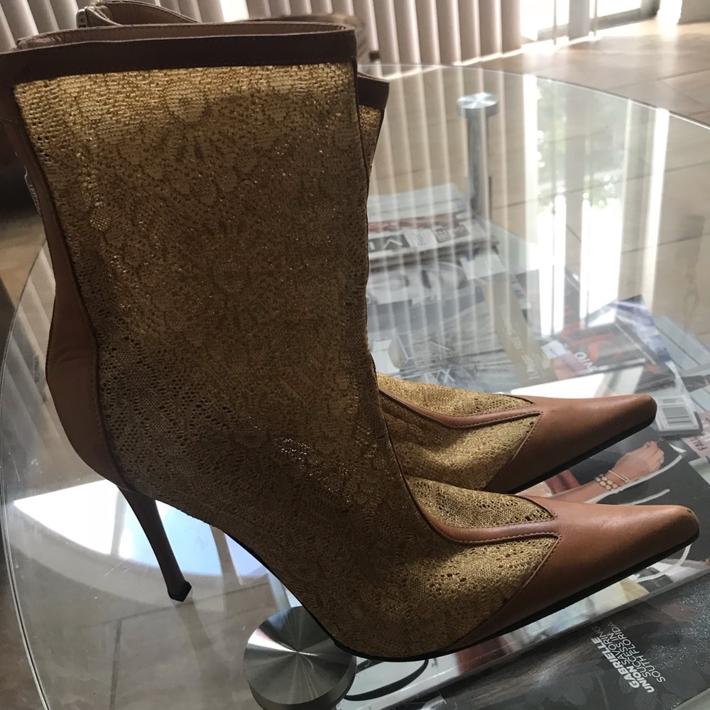 Casadai Boots Mustard  9 but runs smaller fits 8